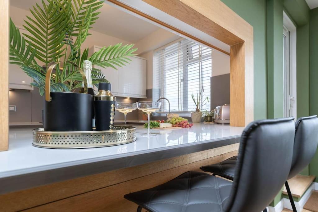 Lovely Apartment With Spectacular Views & Free Parking Brighton Eksteriør bilde