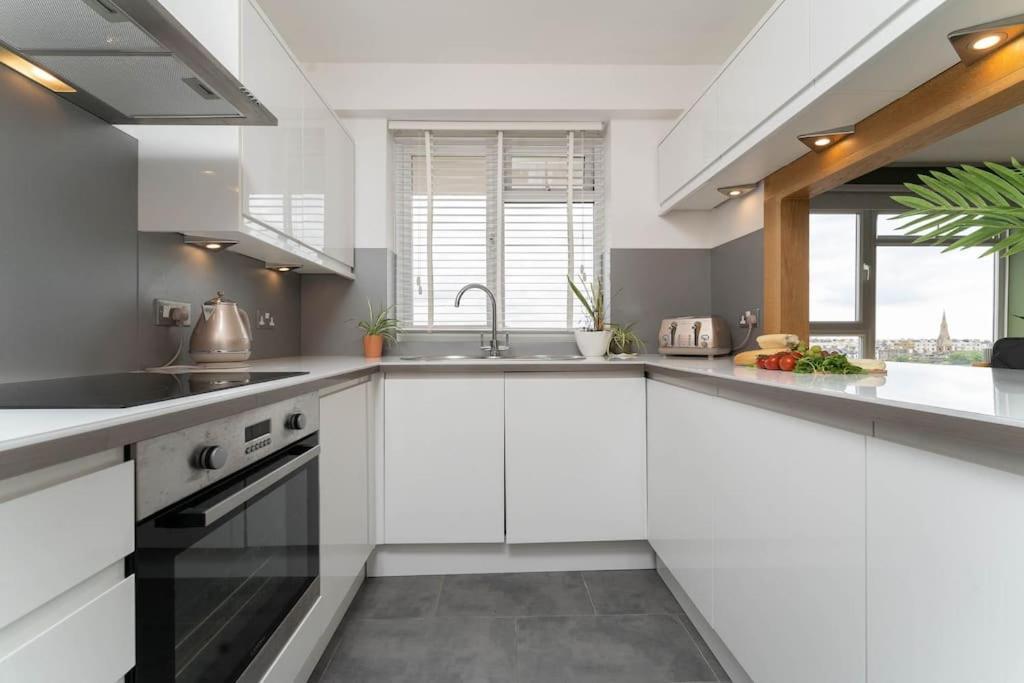 Lovely Apartment With Spectacular Views & Free Parking Brighton Eksteriør bilde